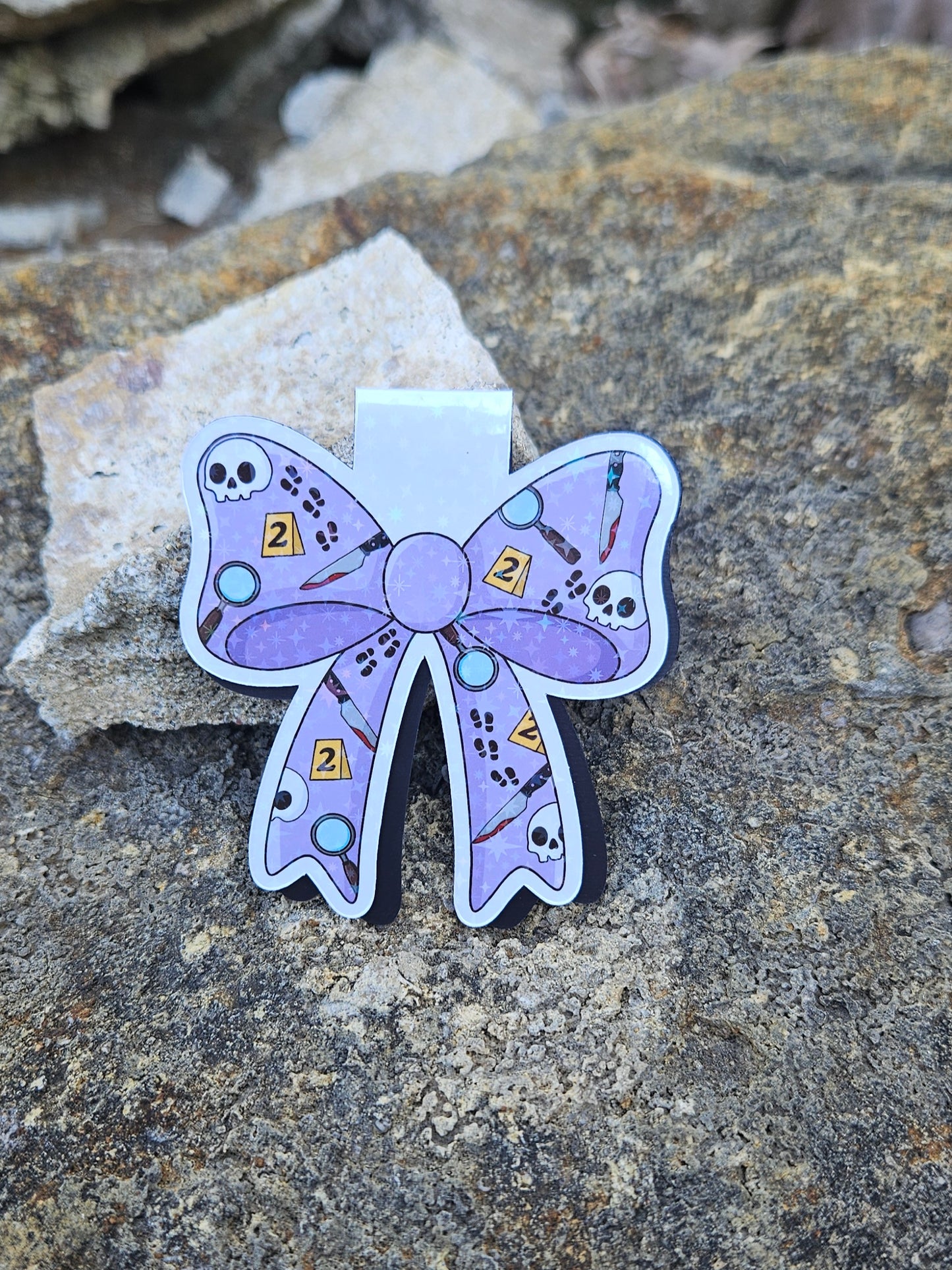 Thriller Bow Magnetic Bookmark